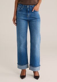 Джинсы Джинсы