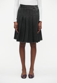 Джинсовая юбка Джинсовая юбка