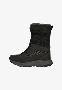 Спортивные сапоги Спортивные сапоги