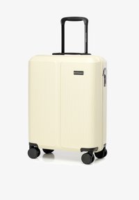 Чемодан на колесах Чемодан на колесах