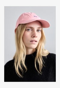 Кепка Кепка