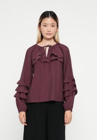 Блузка Блузка