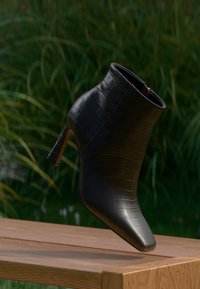 Ботильоны Ботильоны