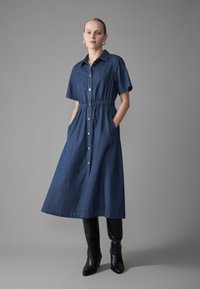 Джинсовое платье Джинсовое платье