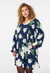 Короткое платье Короткое платье