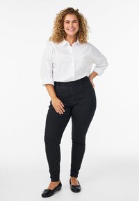 Джинсы Джинсы