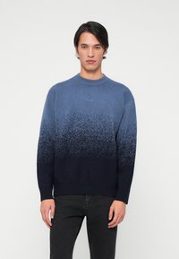 Пуловер Пуловер