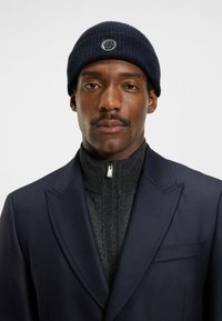 Шапка Шапка