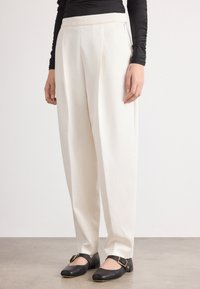 Чиносы Чиносы