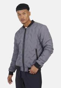 Куртка бомбер Куртка бомбер