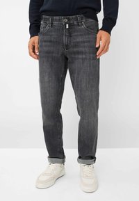 Прямые джинсы Прямые джинсы