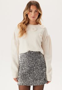 Пуловер Пуловер