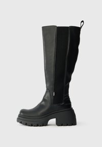 Высокие сапоги Высокие сапоги