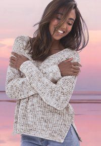 Длинный пуловер Длинный пуловер