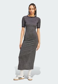 Платье футляр Платье футляр