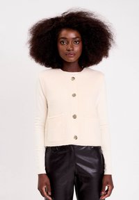 Жилет Жилет