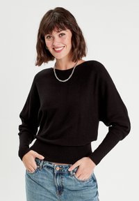 Пуловер Пуловер