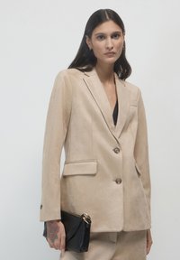 Блейзер Блейзер