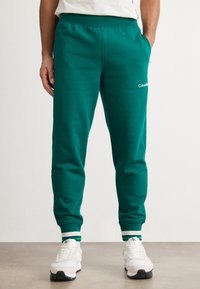 Спортивные штаны Спортивные штаны