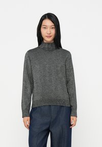 Пуловер Пуловер