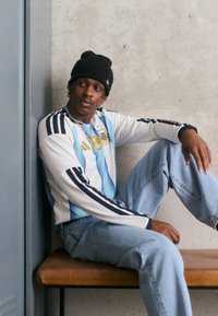 Спортивная форма Спортивная форма