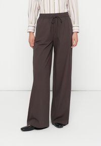 Брюки Брюки