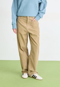 Широкие брюки Широкие брюки