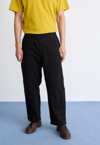 Спортивные штаны Спортивные штаны