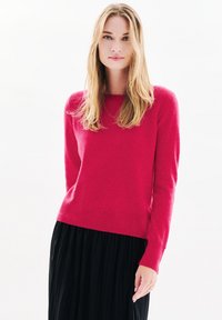 Пуловер Пуловер