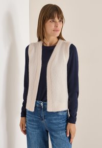 Жилет Жилет