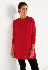 Длинный пуловер Длинный пуловер