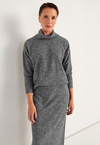 Водолазка Водолазка