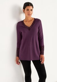 Блузка Блузка