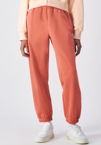 Спортивные штаны Спортивные штаны