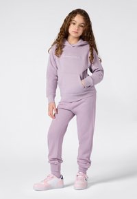 Спортивные штаны Спортивные штаны