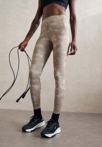 Спортивные штаны Спортивные штаны