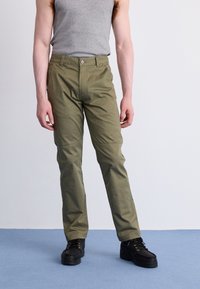 Спортивные штаны Спортивные штаны