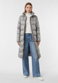 Пуховое пальто Пуховое пальто