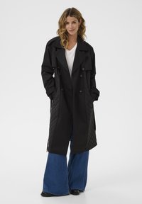 Тренч Тренч