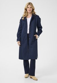 Тренч Тренч