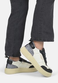 Сникерсы Сникерсы