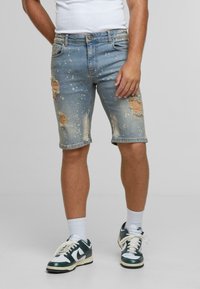 Шорты Шорты