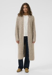 Длинный кардиган Длинный кардиган