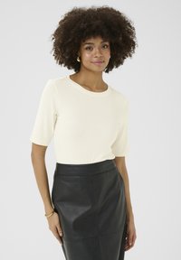 Футболка Футболка