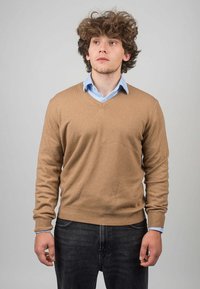 Пуловер Пуловер