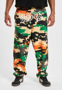 Спортивные штаны Спортивные штаны