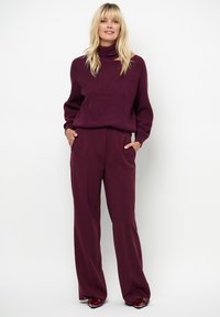 Широкие брюки Широкие брюки