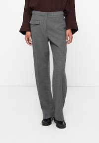 Прямые брюки Прямые брюки