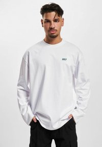 Лонгслив Лонгслив