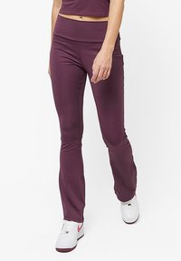 Брюки Брюки